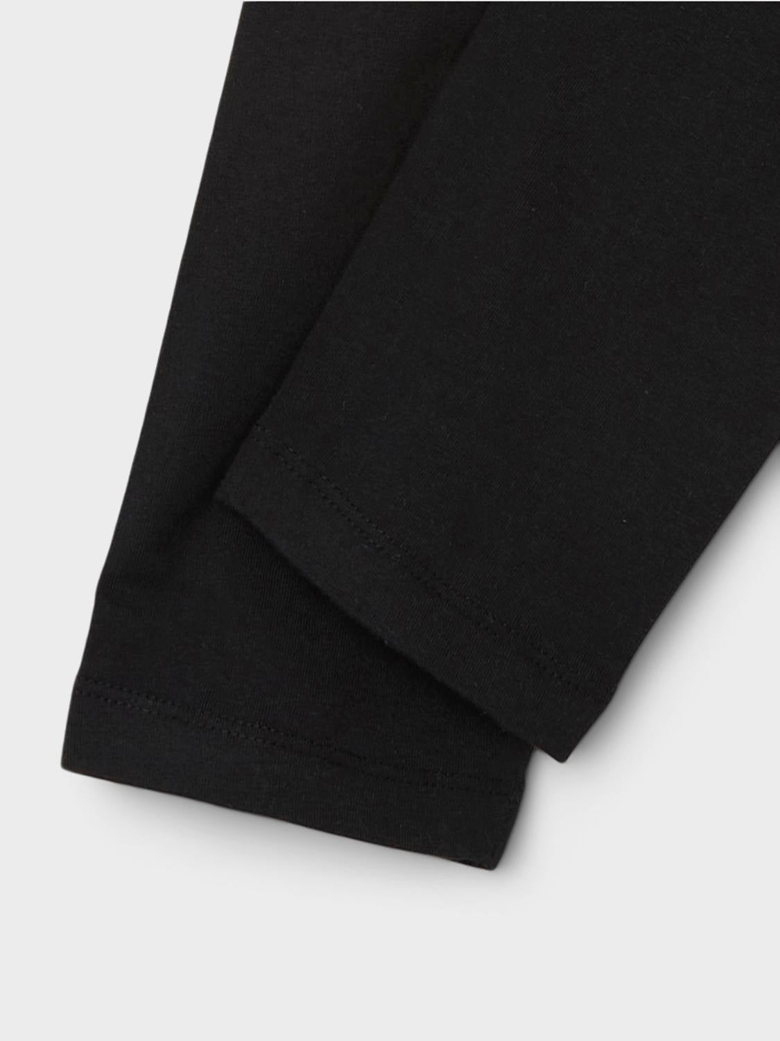 model_shot-front_full